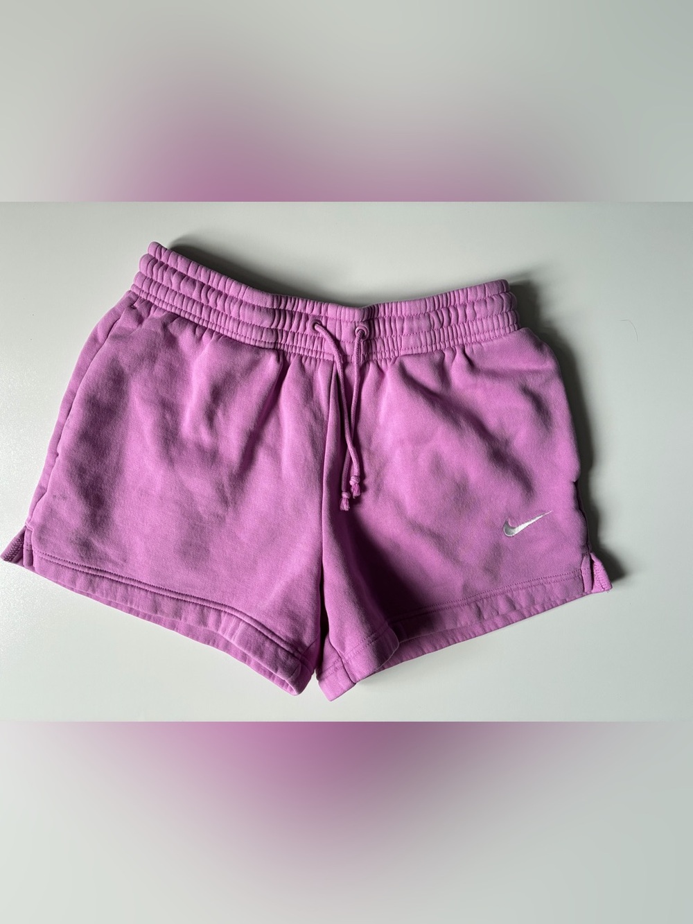 Nike Sportswear Phoenix Fleece Mid-Rise 4-Inch Shorts - Pink - Size Medium